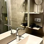 4m High In Heart Of Warsaw! Apartman Varsó
