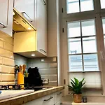 4m High In Heart Of Warsaw! Apartman