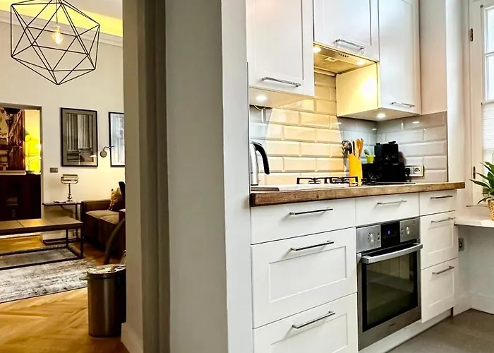 4m High In Heart Of Warsaw! Apartment